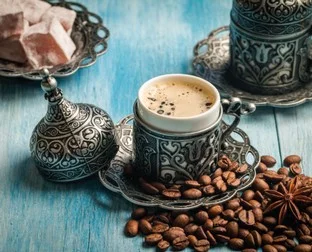 damla sakızlı Türk kahvesi